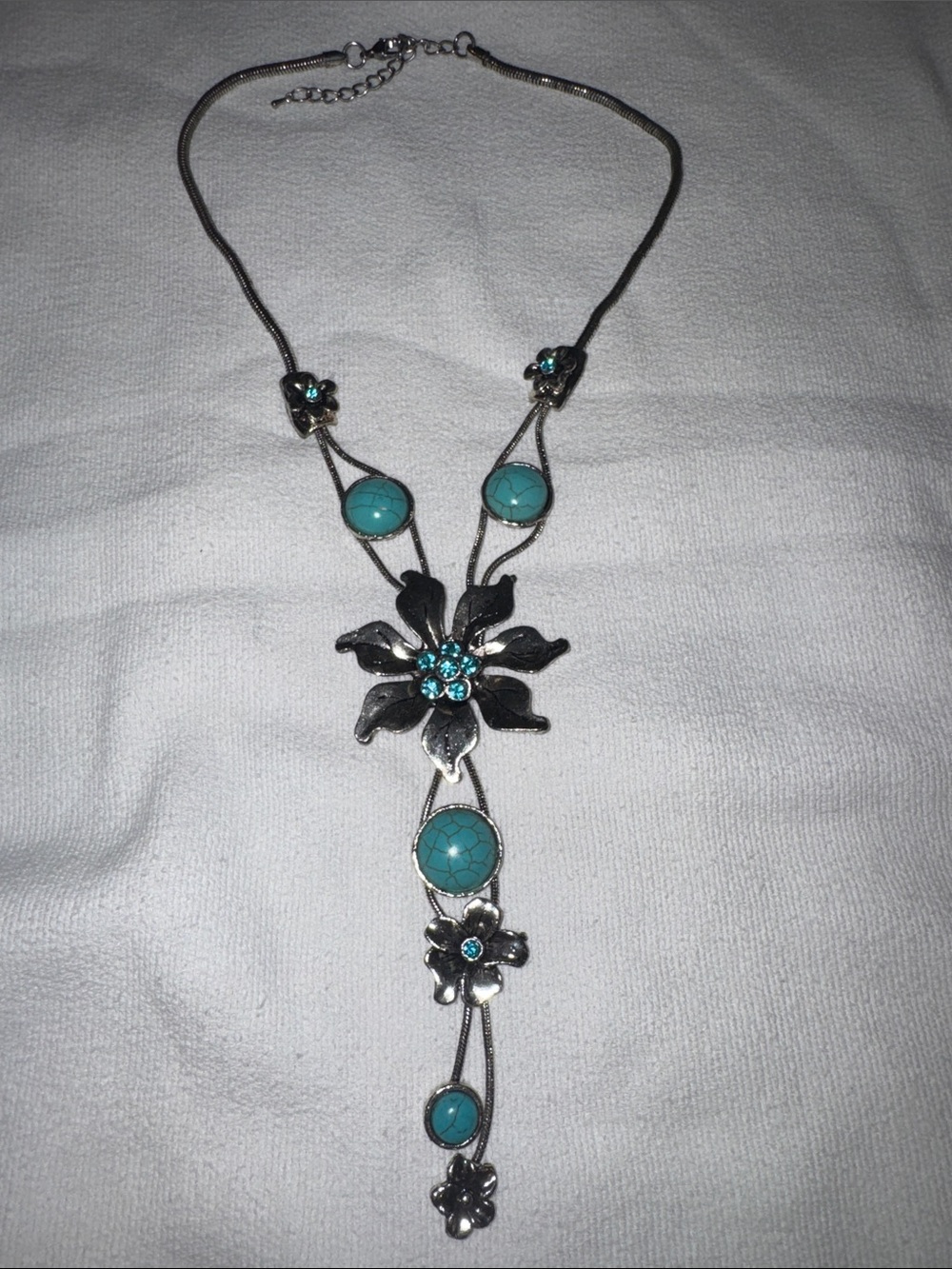 Turquoise & Crystal Silver Tone Flower Drop Statement Necklace